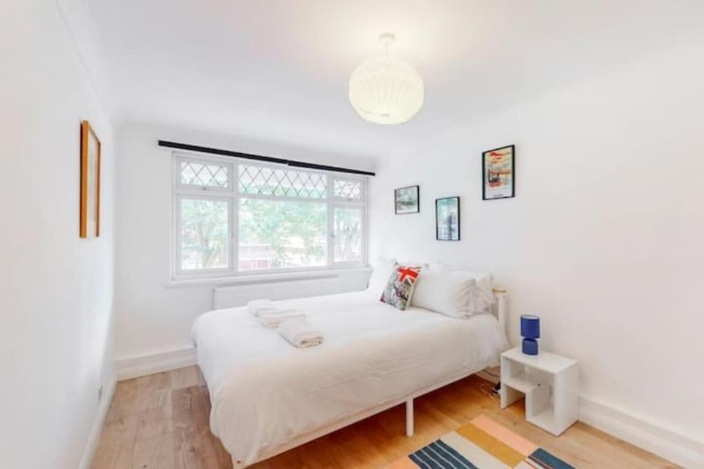 Case de vacanță Modern 4 Bedroom In Kings Cross With Garden